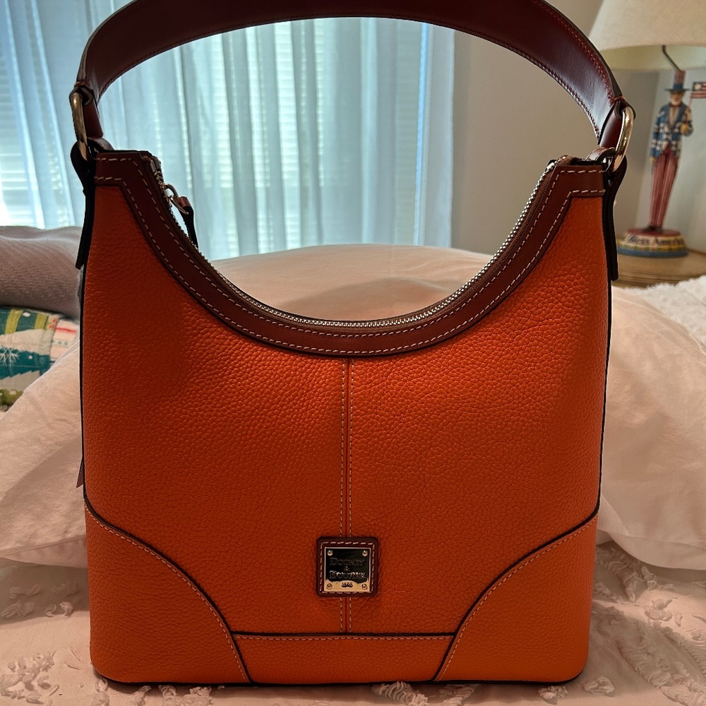 Dooney & Bourke shoulder bag
